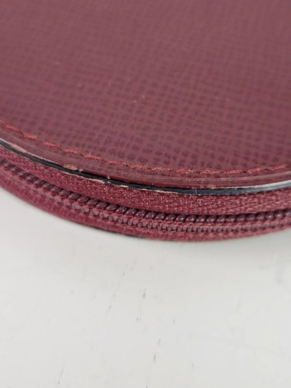 CARTIER Round Zip-Around Leather Coin Purse / Wallet